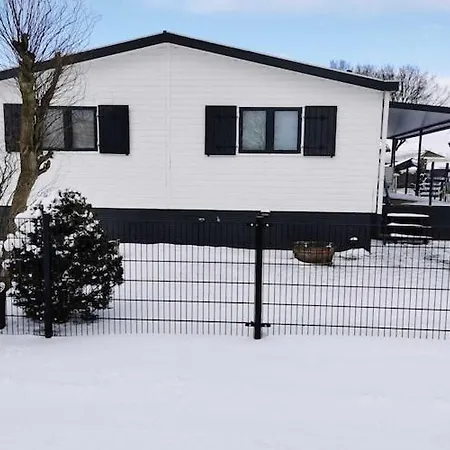 Chalet In Lith Near Marina And Beach, Cleaning Included *