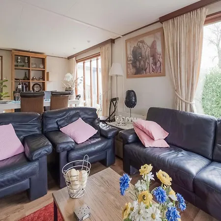 In With Terrace, Cleaning Included Chalet *
